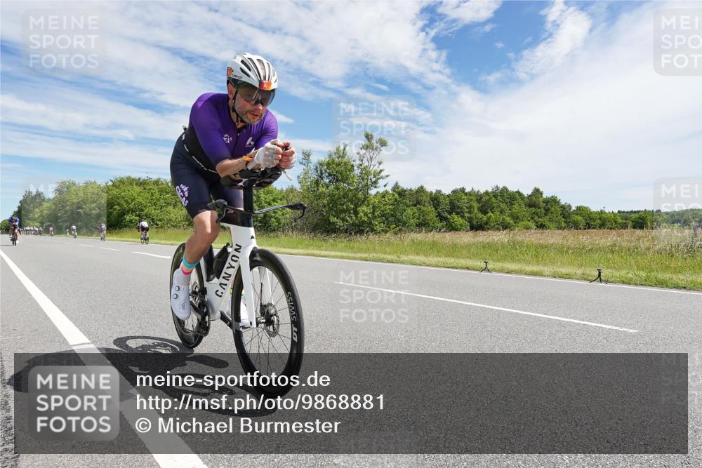21.06.2026 - Viking Triathlon Michael Burmester http://msf.ph/oto/9868881 21.06.2026 11:52:15 Radfahren 61, 77, 80, 141, 410, 423, 520, 550, 636, 660 meine-sportfotos.de