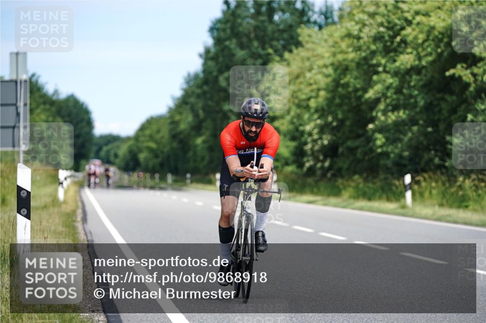 21.06.2026 - Viking Triathlon Michael Burmester http://msf.ph/oto/9868918 21.06.2026 12:25:29 Radfahren 26, 36, 105, 251, 259, 316, 374, 387, 426, 556, 646 meine-sportfotos.de
