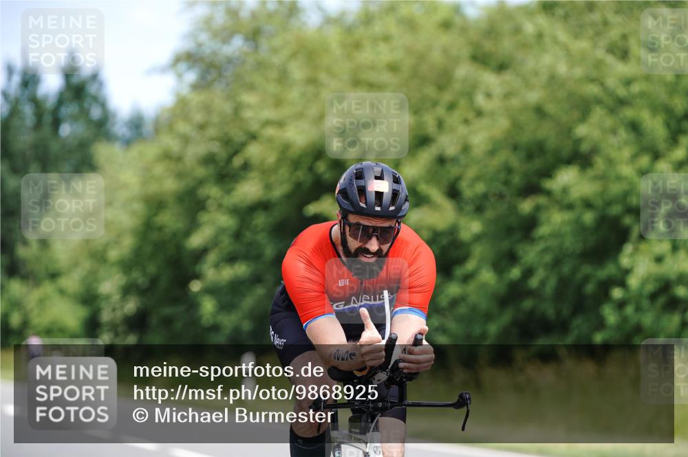 21.06.2026 - Viking Triathlon Michael Burmester http://msf.ph/oto/9868925 21.06.2026 12:25:30 Radfahren 36, 105, 251, 259, 316, 374, 387, 426, 556, 646 meine-sportfotos.de