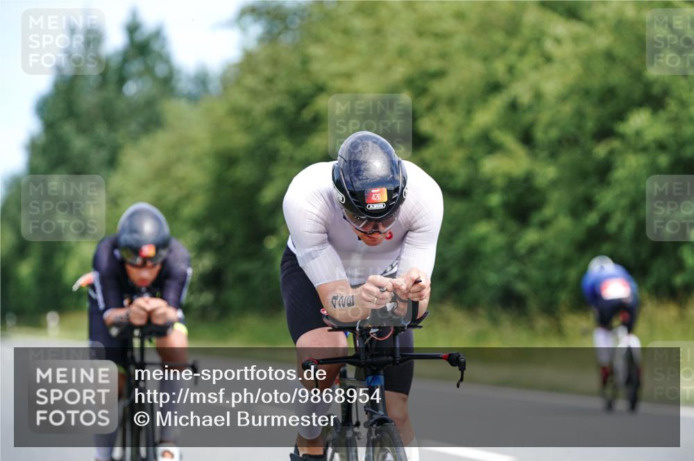 21.06.2026 - Viking Triathlon Michael Burmester http://msf.ph/oto/9868954 21.06.2026 12:25:44 Radfahren 139, 267, 310, 374, 426, 509, 531, 556, 646, 665, 666 meine-sportfotos.de