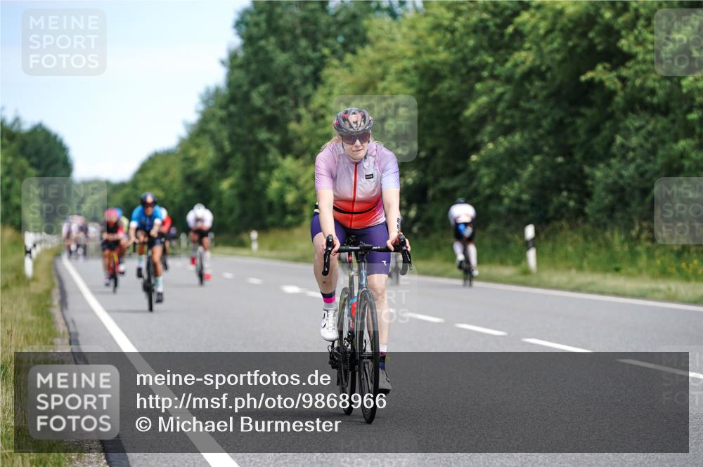 21.06.2026 - Viking Triathlon Michael Burmester http://msf.ph/oto/9868966 21.06.2026 12:25:49 Radfahren 139, 267, 276, 310, 374, 426, 509, 531, 556, 635, 646, 665, 666 meine-sportfotos.de