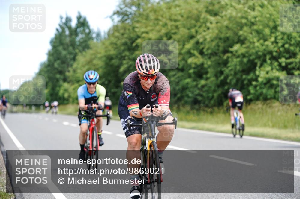 21.06.2026 - Viking Triathlon Michael Burmester http://msf.ph/oto/9869021 21.06.2026 12:25:56 Radfahren 139, 230, 267, 276, 310, 509, 531, 635, 665, 666 meine-sportfotos.de