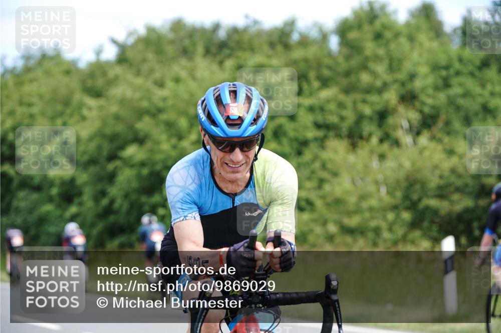 21.06.2026 - Viking Triathlon Michael Burmester http://msf.ph/oto/9869029 21.06.2026 12:25:57 Radfahren 139, 230, 267, 276, 310, 509, 531, 635, 638, 665, 666 meine-sportfotos.de