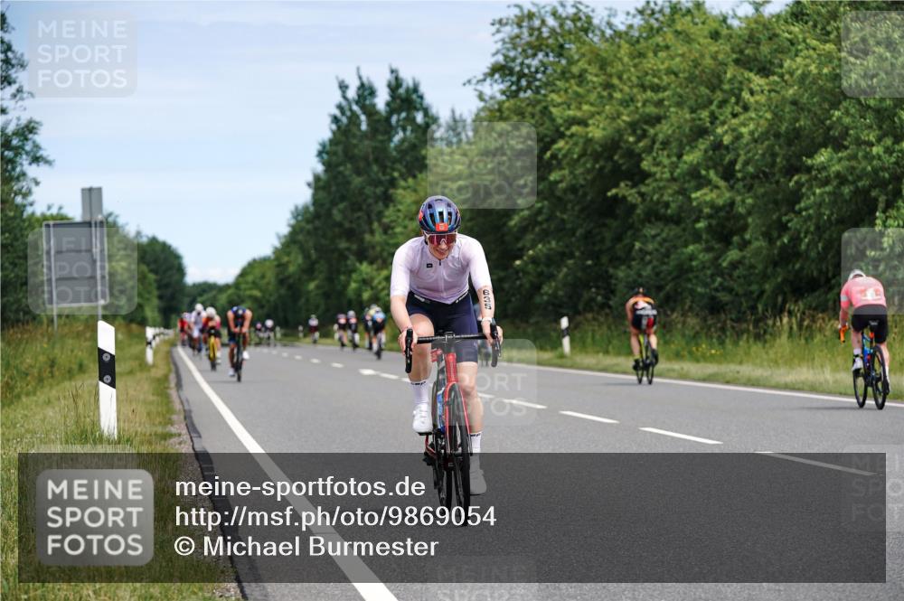 21.06.2026 - Viking Triathlon Michael Burmester http://msf.ph/oto/9869054 21.06.2026 12:26:05 Radfahren 139, 230, 267, 276, 312, 510, 531, 635, 638 meine-sportfotos.de