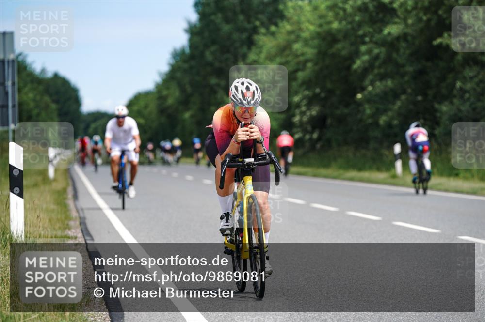 21.06.2026 - Viking Triathlon Michael Burmester http://msf.ph/oto/9869081 21.06.2026 12:26:12 Radfahren 211, 230, 232, 276, 312, 510, 635, 638 meine-sportfotos.de