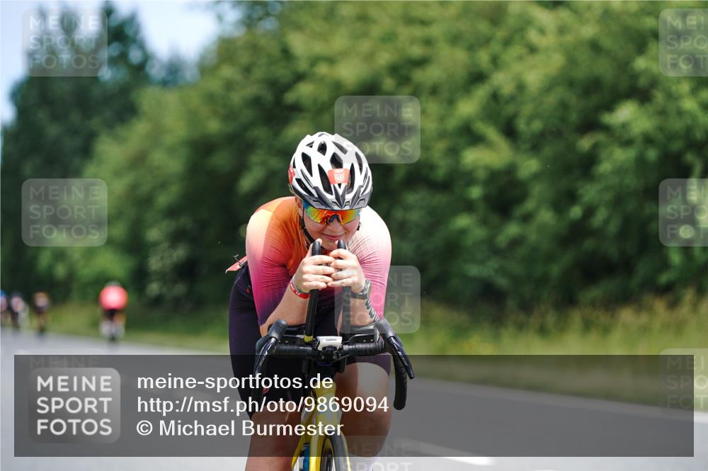 21.06.2026 - Viking Triathlon Michael Burmester http://msf.ph/oto/9869094 21.06.2026 12:26:12 Radfahren 211, 230, 232, 276, 312, 510, 635, 638 meine-sportfotos.de
