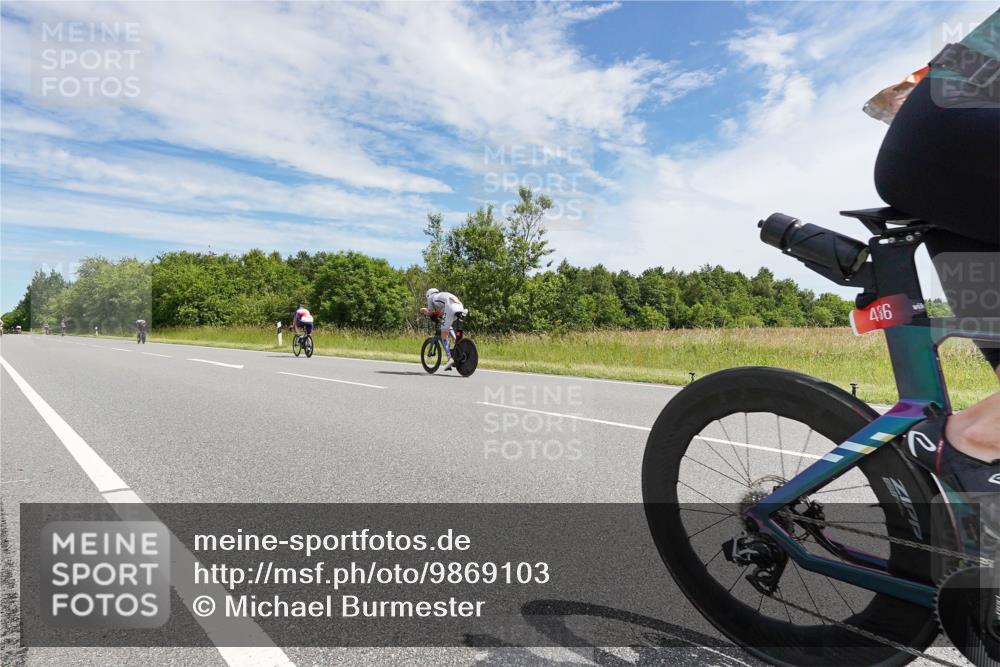 21.06.2026 - Viking Triathlon Michael Burmester http://msf.ph/oto/9869103 21.06.2026 11:56:10 Radfahren 14, 133, 133, 262, 341, 405, 432, 436, 439, 486, 487, 506, 533 meine-sportfotos.de