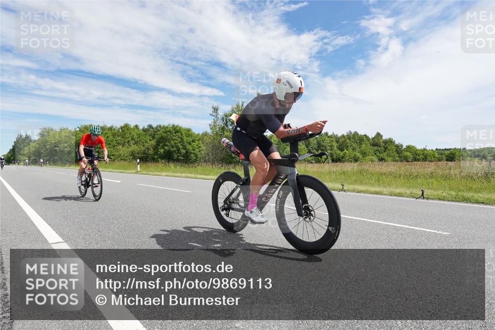 21.06.2026 - Viking Triathlon Michael Burmester http://msf.ph/oto/9869113 21.06.2026 11:56:17 Radfahren 18, 131, 133, 341, 405, 432, 436, 439, 487, 506, 533, 533 meine-sportfotos.de