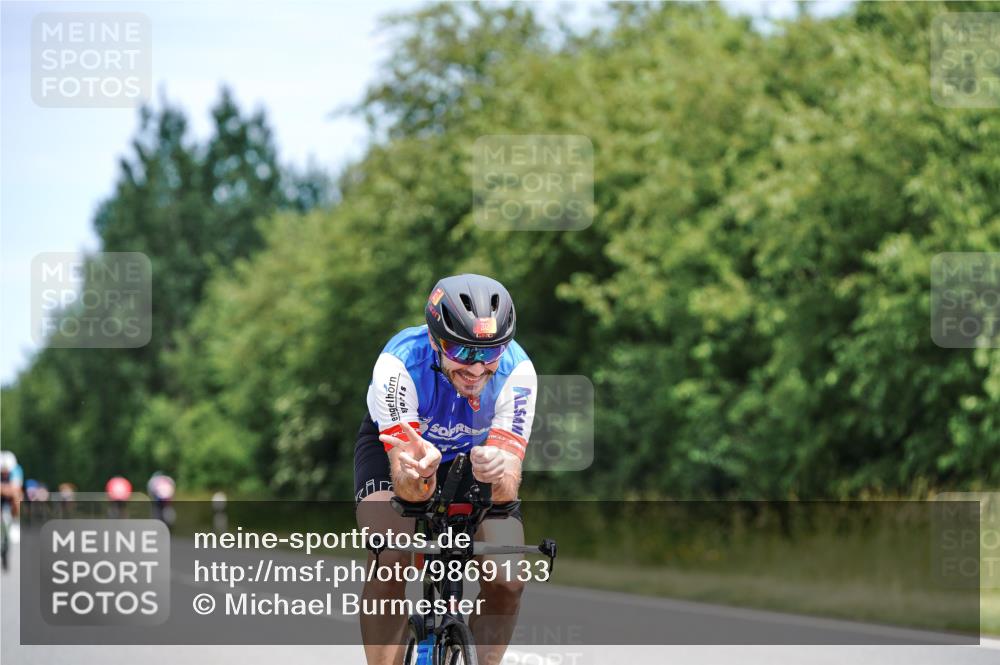 21.06.2026 - Viking Triathlon Michael Burmester http://msf.ph/oto/9869133 21.06.2026 12:26:17 Radfahren 211, 230, 232, 312, 431, 510, 638, 669 meine-sportfotos.de