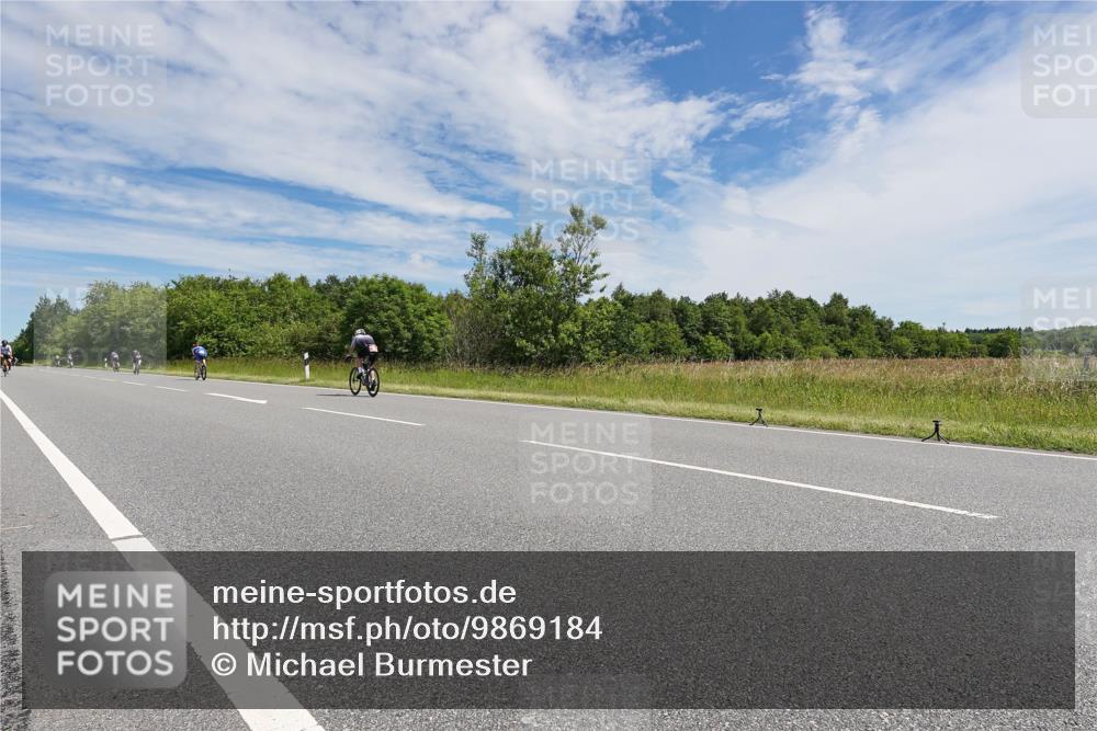 21.06.2026 - Viking Triathlon Michael Burmester http://msf.ph/oto/9869184 21.06.2026 11:57:55 Radfahren 54, 275, 352, 430, 453, 523, 534, 605, 607, 628 meine-sportfotos.de
