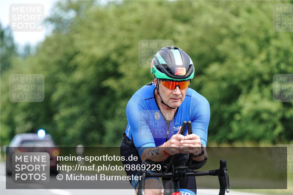 21.06.2026 - Viking Triathlon Michael Burmester http://msf.ph/oto/9869229 21.06.2026 12:27:06 Radfahren 38, 90, 118, 218, 266, 273, 330, 366, 411, 444, 444, 554, 561, 639 meine-sportfotos.de