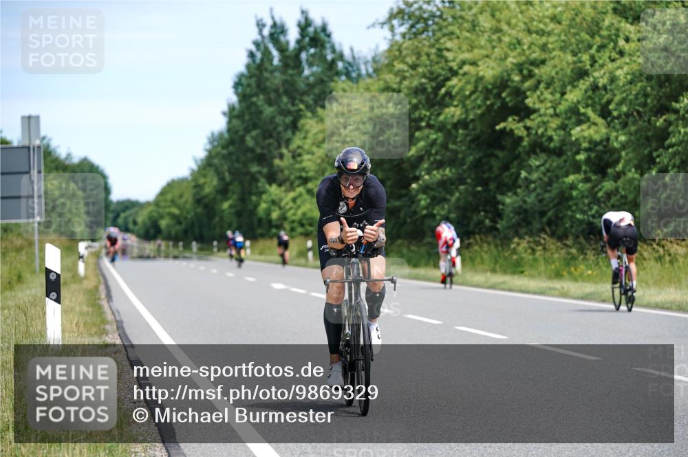 21.06.2026 - Viking Triathlon Michael Burmester http://msf.ph/oto/9869329 21.06.2026 12:27:40 Radfahren 63, 124, 155, 162, 268, 269, 322, 490 meine-sportfotos.de