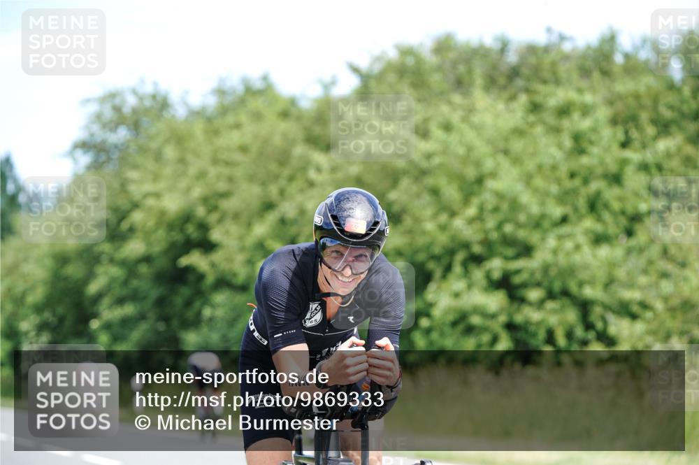 21.06.2026 - Viking Triathlon Michael Burmester http://msf.ph/oto/9869333 21.06.2026 12:27:41 Radfahren 63, 124, 155, 162, 257, 260, 268, 269, 322 meine-sportfotos.de