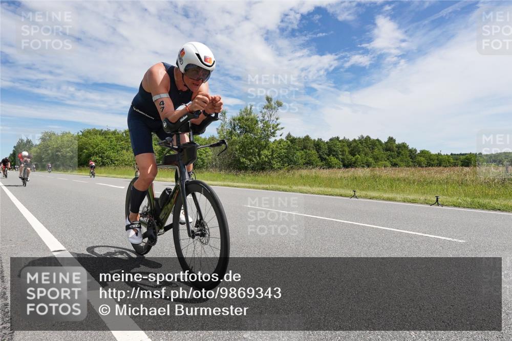 21.06.2026 - Viking Triathlon Michael Burmester http://msf.ph/oto/9869343 21.06.2026 11:59:19 Radfahren 47, 91, 242, 276, 306, 311, 379, 421, 441, 444, 444, 510, 524, 531, 536, 537, 638 meine-sportfotos.de