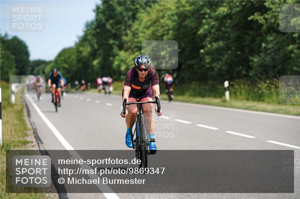 21.06.2026 - Viking Triathlon Michael Burmester http://msf.ph/oto/9869347 21.06.2026 12:27:51 Radfahren 63, 124, 155, 162, 257, 260, 269, 390, 545 meine-sportfotos.de