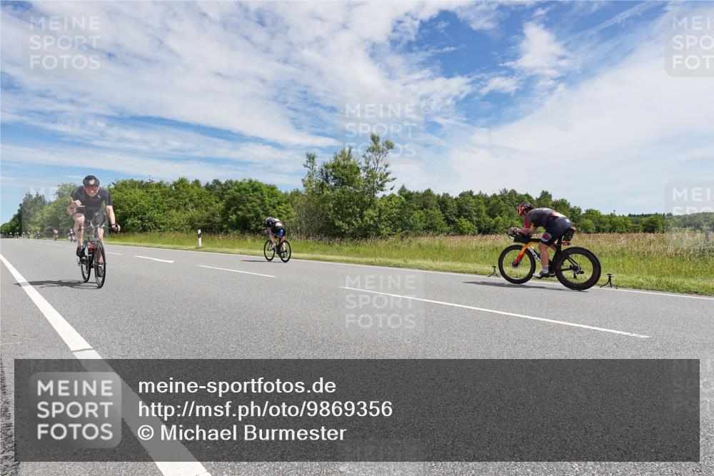 21.06.2026 - Viking Triathlon Michael Burmester http://msf.ph/oto/9869356 21.06.2026 11:59:23 Radfahren 47, 91, 242, 276, 306, 311, 313, 379, 421, 441, 444, 510, 524, 536, 537, 638 meine-sportfotos.de