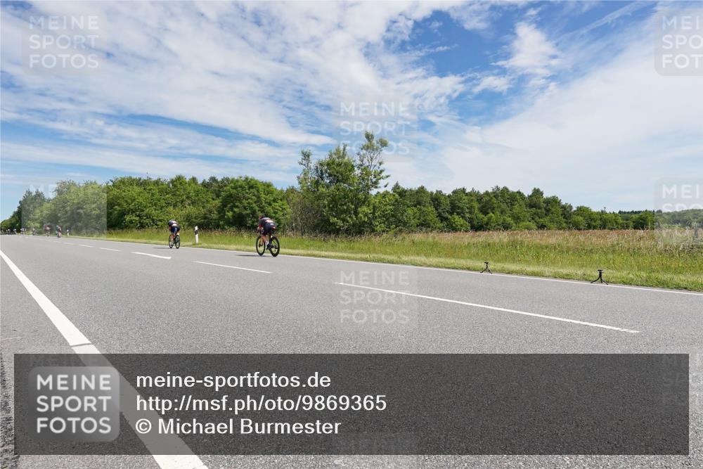21.06.2026 - Viking Triathlon Michael Burmester http://msf.ph/oto/9869365 21.06.2026 11:59:24 Radfahren 47, 91, 173, 242, 276, 306, 311, 313, 379, 421, 441, 444, 510, 536, 537, 638 meine-sportfotos.de