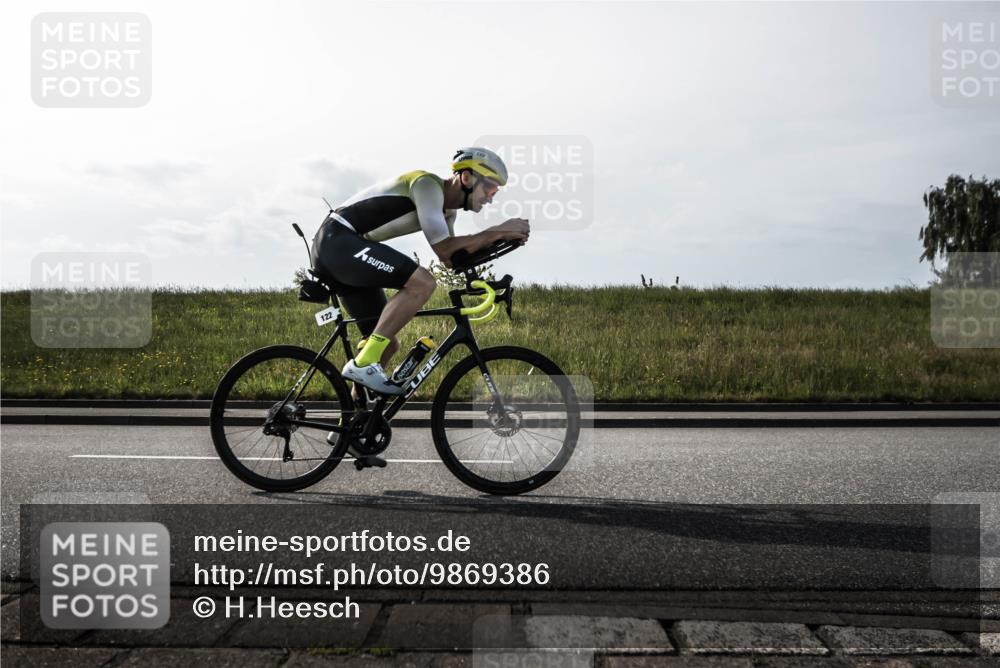 21.06.2026 - 29. Vierlanden-Triathlon H.Heesch http://msf.ph/oto/9869386 21.06.2026 09:02:45 Radfahren 122, 195 meine-sportfotos.de