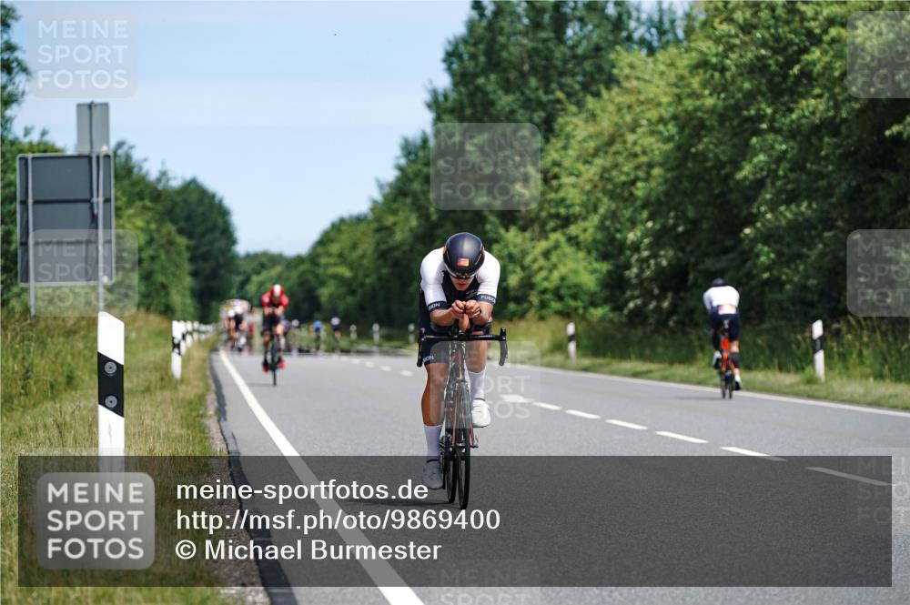 21.06.2026 - Viking Triathlon Michael Burmester http://msf.ph/oto/9869400 21.06.2026 12:28:40 Radfahren 20, 64, 89, 189, 317, 438, 460, 484 meine-sportfotos.de