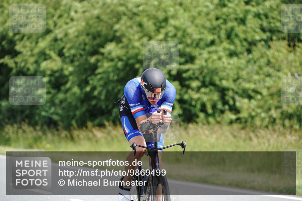 21.06.2026 - Viking Triathlon Michael Burmester http://msf.ph/oto/9869499 21.06.2026 12:29:28 Radfahren 78, 87, 95, 154, 386, 410, 459, 526, 540, 555, 560, 617, 655 meine-sportfotos.de