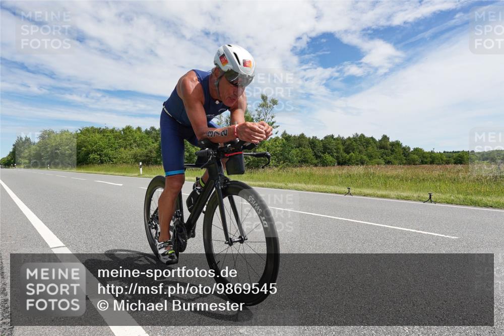 21.06.2026 - Viking Triathlon Michael Burmester http://msf.ph/oto/9869545 21.06.2026 12:02:13 Radfahren 8, 249, 314, 372, 374, 549 meine-sportfotos.de