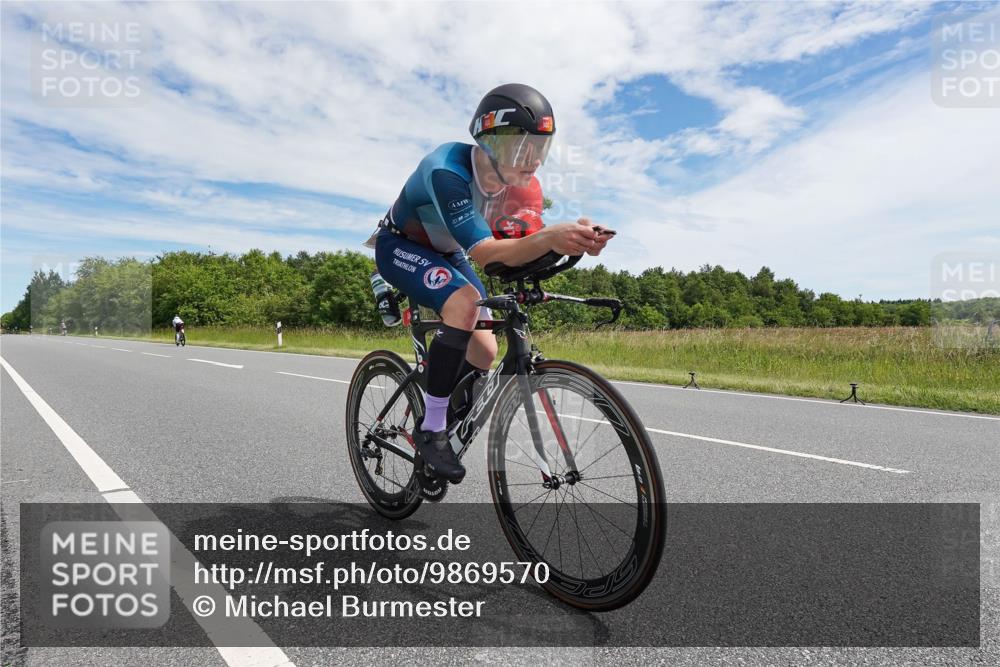21.06.2026 - Viking Triathlon Michael Burmester http://msf.ph/oto/9869570 21.06.2026 12:02:53 Radfahren 17, 57, 100, 119, 127, 144, 169, 280, 445, 527, 561, 644, 658 meine-sportfotos.de
