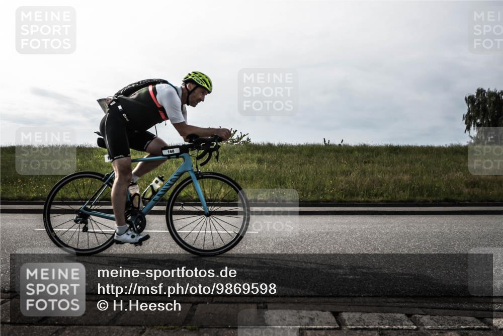 21.06.2026 - 29. Vierlanden-Triathlon H.Heesch http://msf.ph/oto/9869598 21.06.2026 09:10:49 Radfahren 37, 47, 76, 158, 168, 283 meine-sportfotos.de