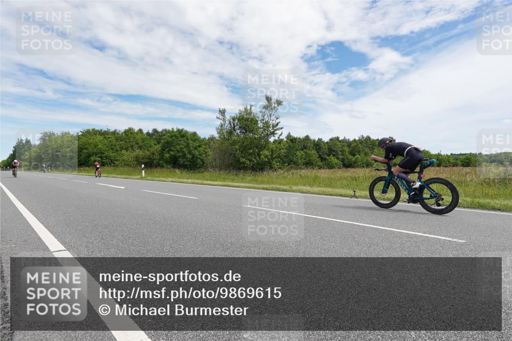 21.06.2026 - Viking Triathlon Michael Burmester http://msf.ph/oto/9869615 21.06.2026 12:03:22 Radfahren 65, 74, 102, 103, 161, 176, 238, 247, 270, 270, 271, 271, 426, 565, 569, 606, 631 meine-sportfotos.de