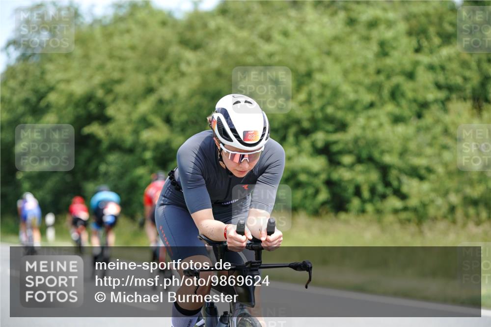 21.06.2026 - Viking Triathlon Michael Burmester http://msf.ph/oto/9869624 21.06.2026 12:29:59 Radfahren 66, 101, 168, 196, 220, 261, 302, 314, 463, 529, 613, 631 meine-sportfotos.de