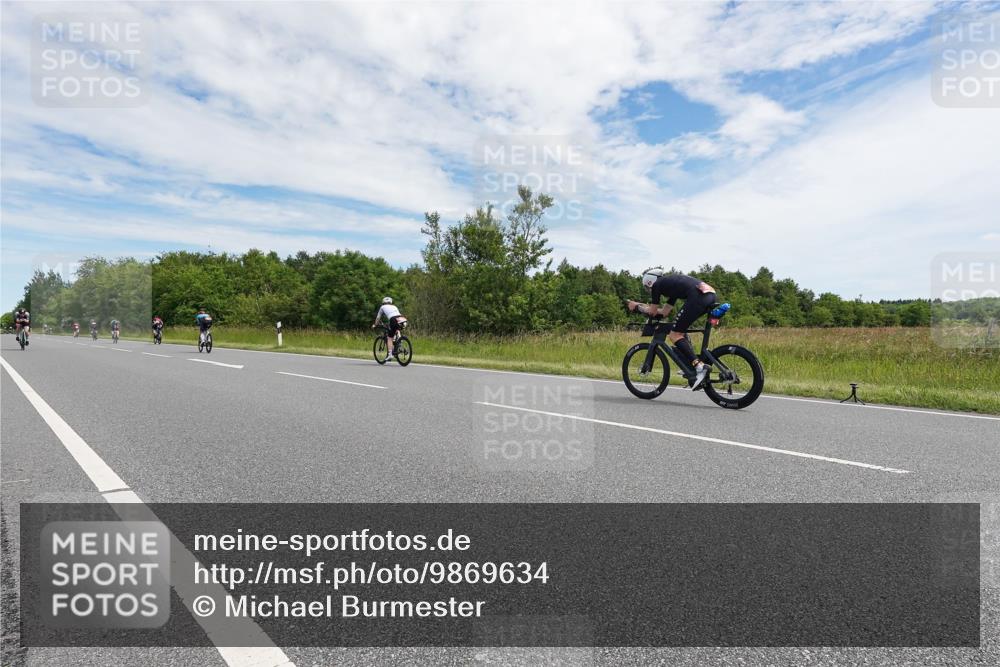 21.06.2026 - Viking Triathlon Michael Burmester http://msf.ph/oto/9869634 21.06.2026 12:03:27 Radfahren 65, 74, 102, 103, 161, 176, 194, 238, 247, 257, 270, 270, 271, 271, 331, 426, 565, 569, 606, 631 meine-sportfotos.de