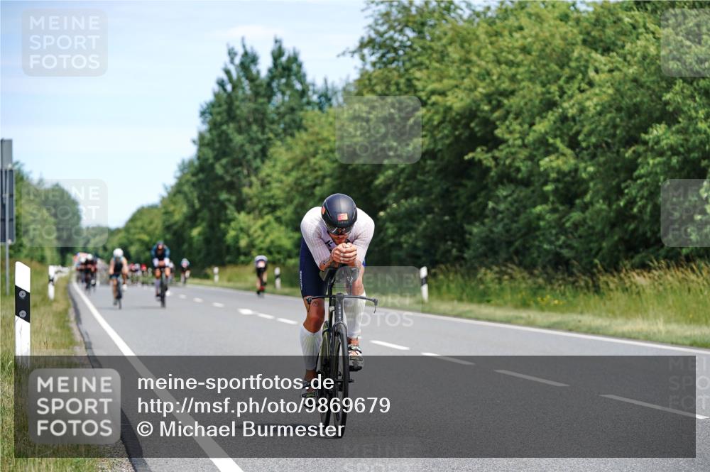21.06.2026 - Viking Triathlon Michael Burmester http://msf.ph/oto/9869679 21.06.2026 12:30:29 Radfahren 99, 99, 104, 109, 137, 145, 180, 255, 286, 355, 359, 376, 422, 500, 631 meine-sportfotos.de