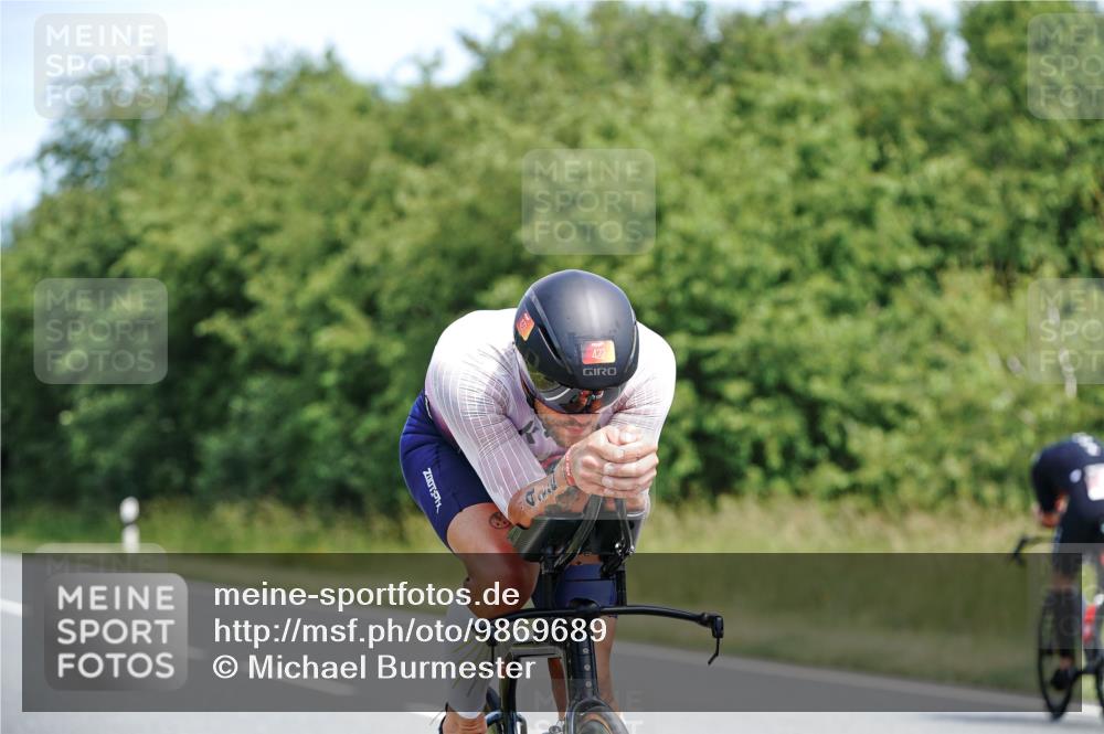 21.06.2026 - Viking Triathlon Michael Burmester http://msf.ph/oto/9869689 21.06.2026 12:30:30 Radfahren 99, 99, 104, 109, 137, 145, 180, 255, 286, 355, 359, 376, 422, 500, 631 meine-sportfotos.de