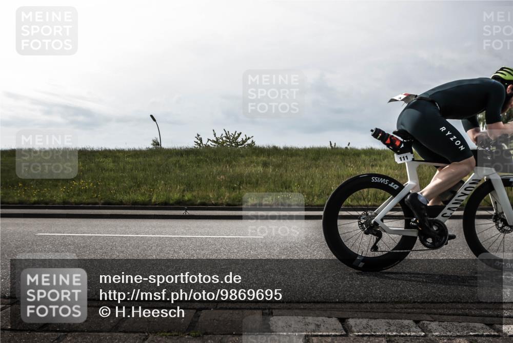 21.06.2026 - 29. Vierlanden-Triathlon H.Heesch http://msf.ph/oto/9869695 21.06.2026 09:12:36 Radfahren 23, 57, 111 meine-sportfotos.de