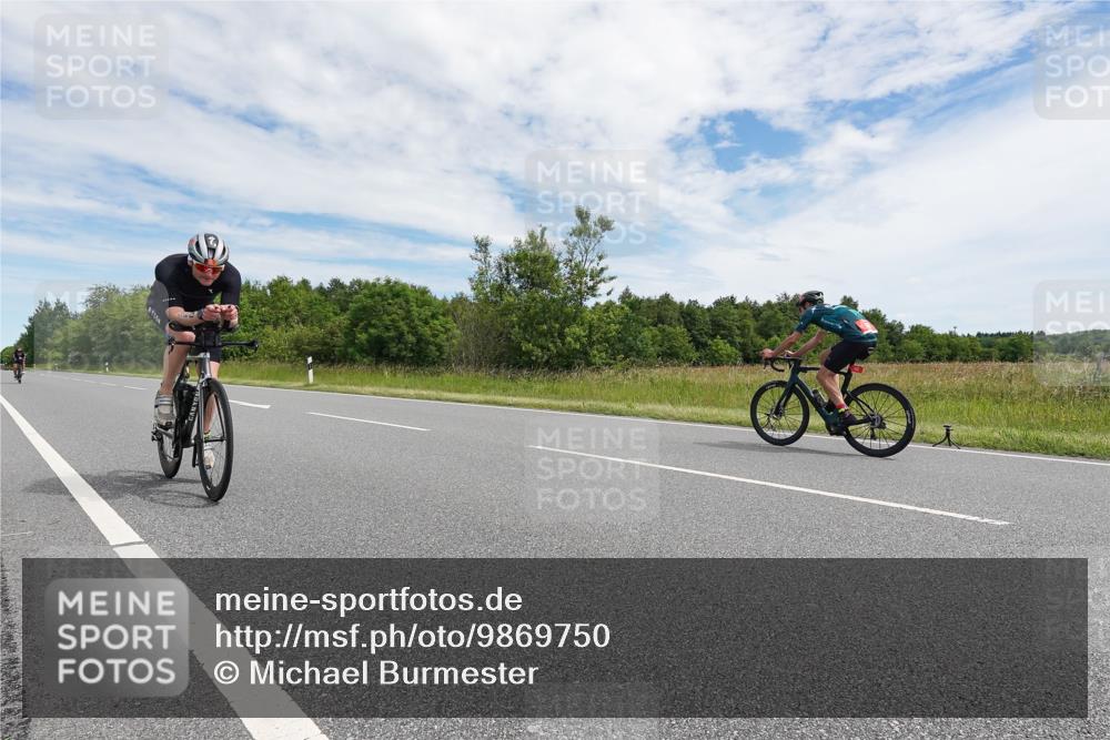 21.06.2026 - Viking Triathlon Michael Burmester http://msf.ph/oto/9869750 21.06.2026 12:04:59 Radfahren 83, 98, 142, 380, 467, 542, 642, 642, 645, 669 meine-sportfotos.de