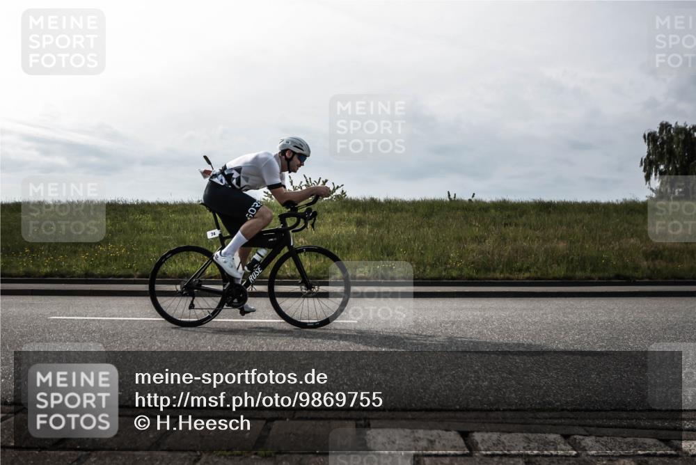 21.06.2026 - 29. Vierlanden-Triathlon H.Heesch http://msf.ph/oto/9869755 21.06.2026 09:13:31 Radfahren 74 meine-sportfotos.de