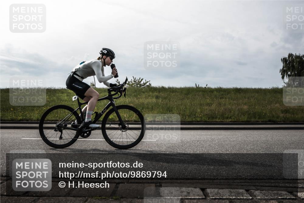 21.06.2026 - 29. Vierlanden-Triathlon H.Heesch http://msf.ph/oto/9869794 21.06.2026 09:14:40 Radfahren 183, 299, 302 meine-sportfotos.de