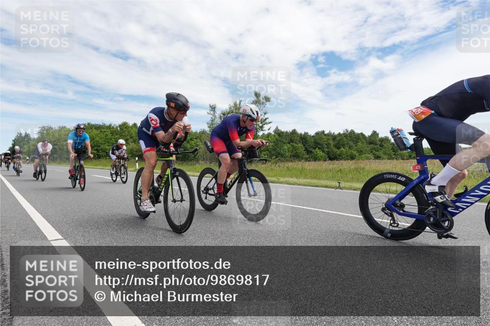 21.06.2026 - Viking Triathlon Michael Burmester http://msf.ph/oto/9869817 21.06.2026 12:05:33 Radfahren 16, 41, 53, 56, 86, 94, 132, 136, 165, 189, 198, 219, 239, 304, 364, 382, 407, 429, 442, 456, 474, 571, 634, 668 meine-sportfotos.de