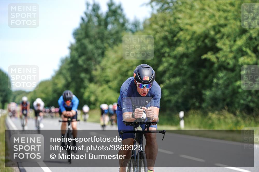 21.06.2026 - Viking Triathlon Michael Burmester http://msf.ph/oto/9869925 21.06.2026 12:31:58 Radfahren 27, 33, 75, 337, 365, 382, 482, 489, 532, 640, 641, 658 meine-sportfotos.de
