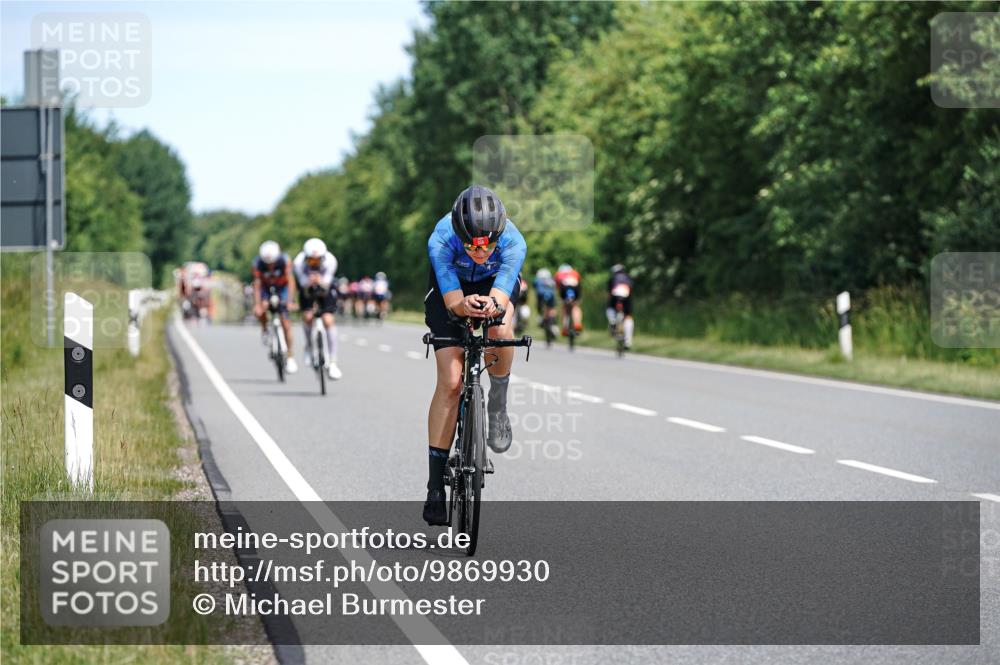 21.06.2026 - Viking Triathlon Michael Burmester http://msf.ph/oto/9869930 21.06.2026 12:31:59 Radfahren 27, 33, 75, 337, 365, 382, 482, 489, 513, 532, 640, 641, 658 meine-sportfotos.de