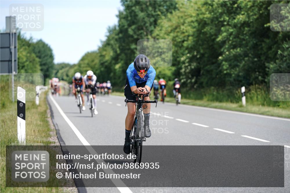 21.06.2026 - Viking Triathlon Michael Burmester http://msf.ph/oto/9869935 21.06.2026 12:31:59 Radfahren 27, 33, 75, 337, 365, 382, 482, 489, 513, 532, 640, 641, 658 meine-sportfotos.de
