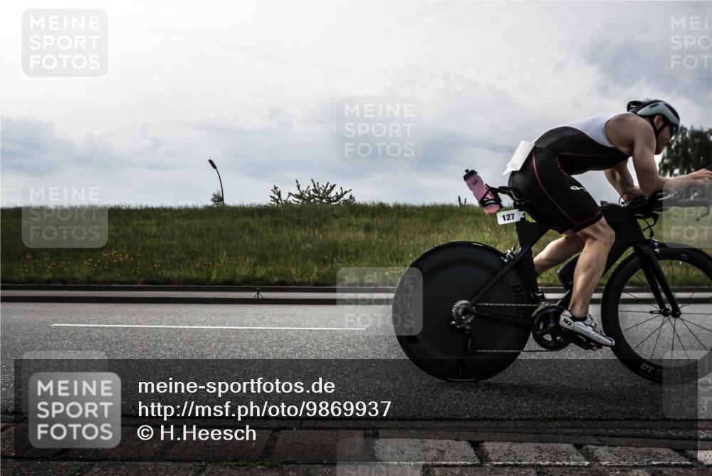21.06.2026 - 29. Vierlanden-Triathlon H.Heesch http://msf.ph/oto/9869937 21.06.2026 09:17:28 Radfahren 3, 16, 127, 202, 233 meine-sportfotos.de