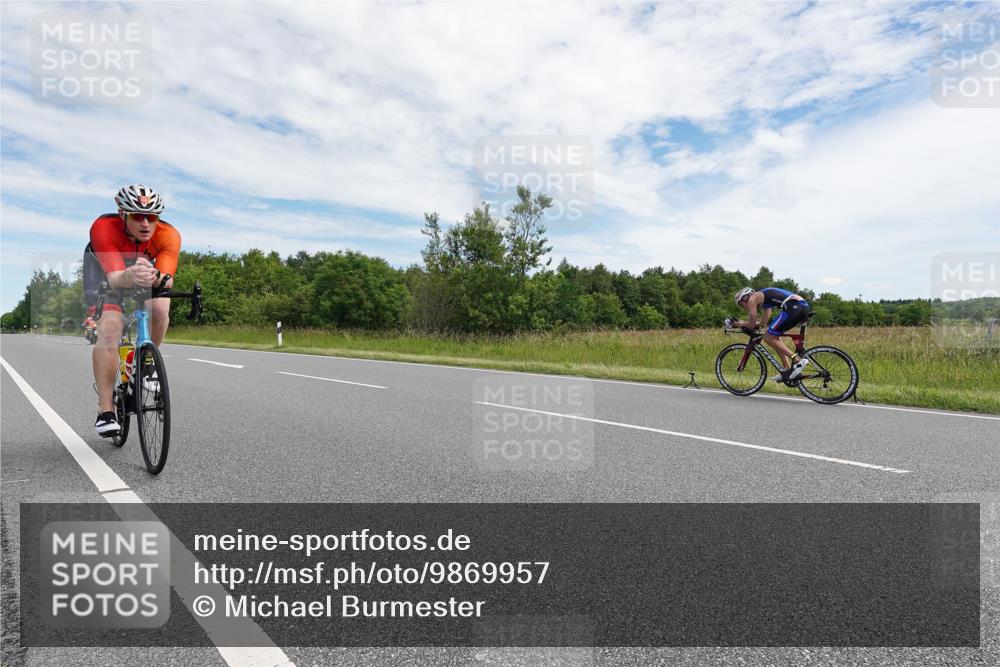 21.06.2026 - Viking Triathlon Michael Burmester http://msf.ph/oto/9869957 21.06.2026 12:06:47 Radfahren 55, 237, 365, 495, 529, 541, 556 meine-sportfotos.de