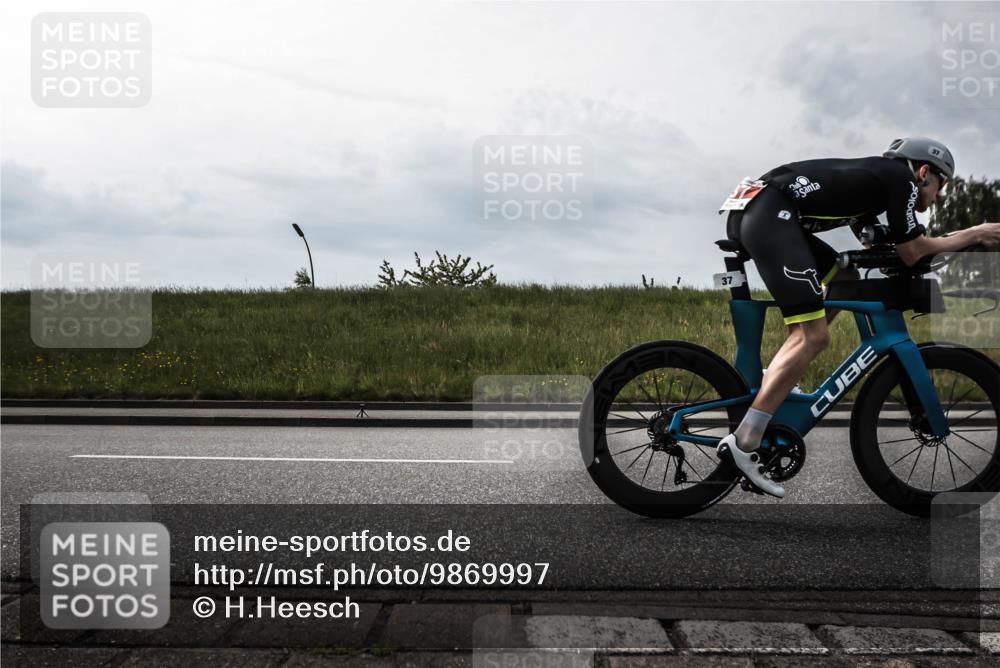 21.06.2026 - 29. Vierlanden-Triathlon H.Heesch http://msf.ph/oto/9869997 21.06.2026 09:18:29 Radfahren 37, 103, 108 meine-sportfotos.de