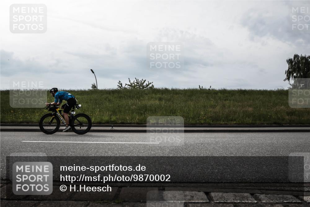 21.06.2026 - 29. Vierlanden-Triathlon H.Heesch http://msf.ph/oto/9870002 21.06.2026 09:18:32 Radfahren 37, 108 meine-sportfotos.de
