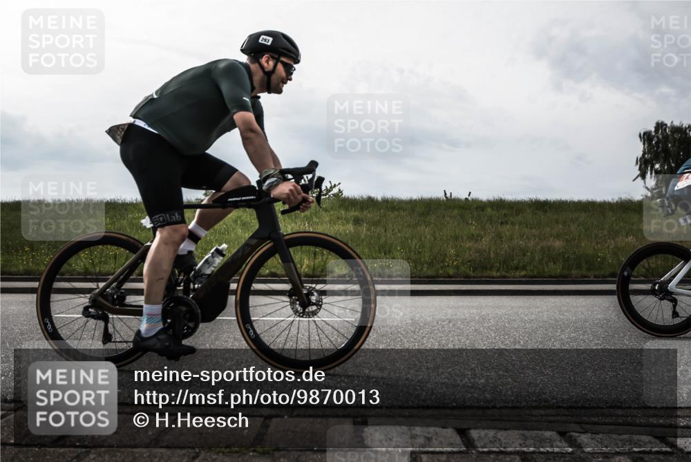 21.06.2026 - 29. Vierlanden-Triathlon H.Heesch http://msf.ph/oto/9870013 21.06.2026 09:18:42 Radfahren 63, 76, 196, 197, 293 meine-sportfotos.de