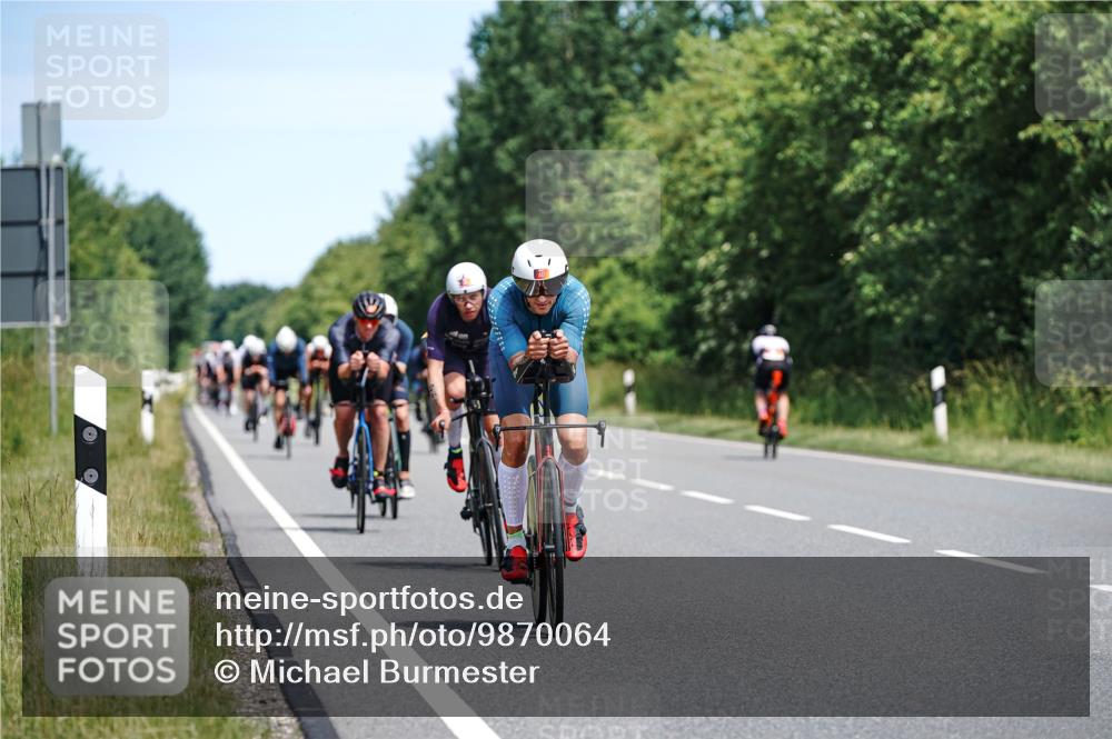 21.06.2026 - Viking Triathlon Michael Burmester http://msf.ph/oto/9870064 21.06.2026 12:32:49 Radfahren 93, 97, 114, 116, 237, 247, 265, 289, 301, 447, 450, 454, 579, 626, 659 meine-sportfotos.de