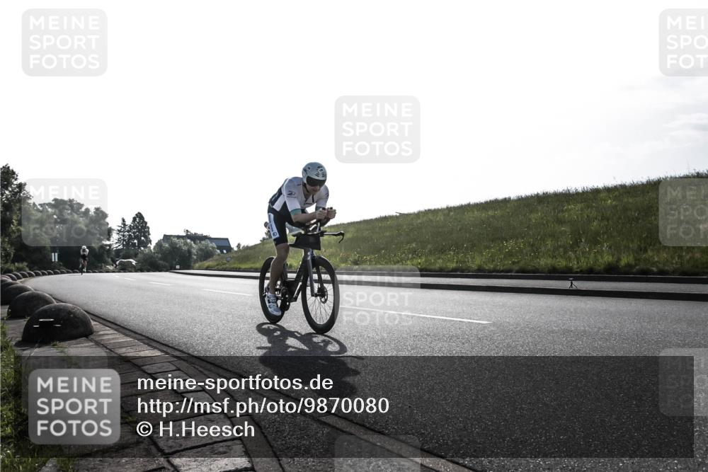 21.06.2026 - 29. Vierlanden-Triathlon H.Heesch http://msf.ph/oto/9870080 21.06.2026 09:02:42 Radfahren 122, 195 meine-sportfotos.de