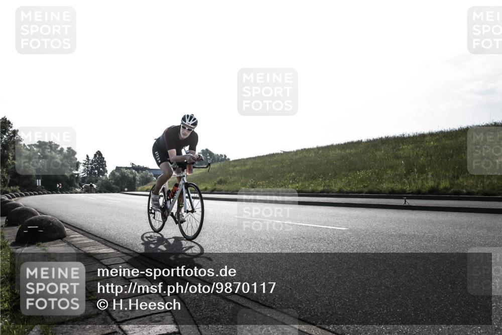 21.06.2026 - 29. Vierlanden-Triathlon H.Heesch http://msf.ph/oto/9870117 21.06.2026 09:03:45 Radfahren 126 meine-sportfotos.de