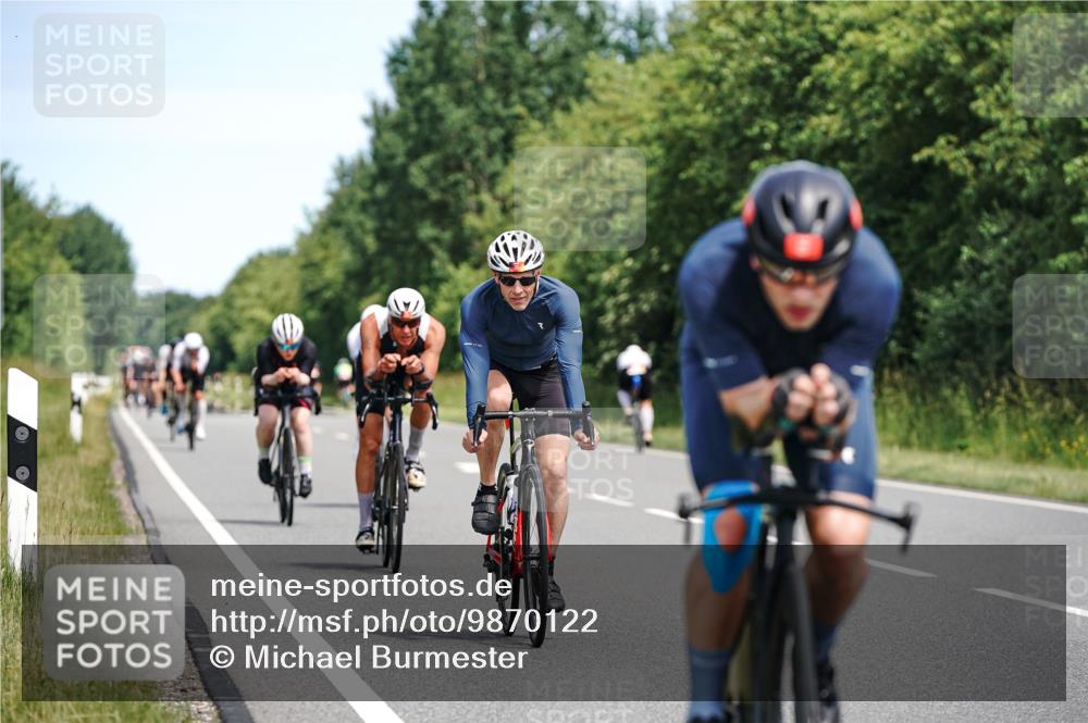 21.06.2026 - Viking Triathlon Michael Burmester http://msf.ph/oto/9870122 21.06.2026 12:32:55 Radfahren 93, 97, 114, 116, 172, 237, 247, 265, 289, 447, 450, 454, 579 meine-sportfotos.de