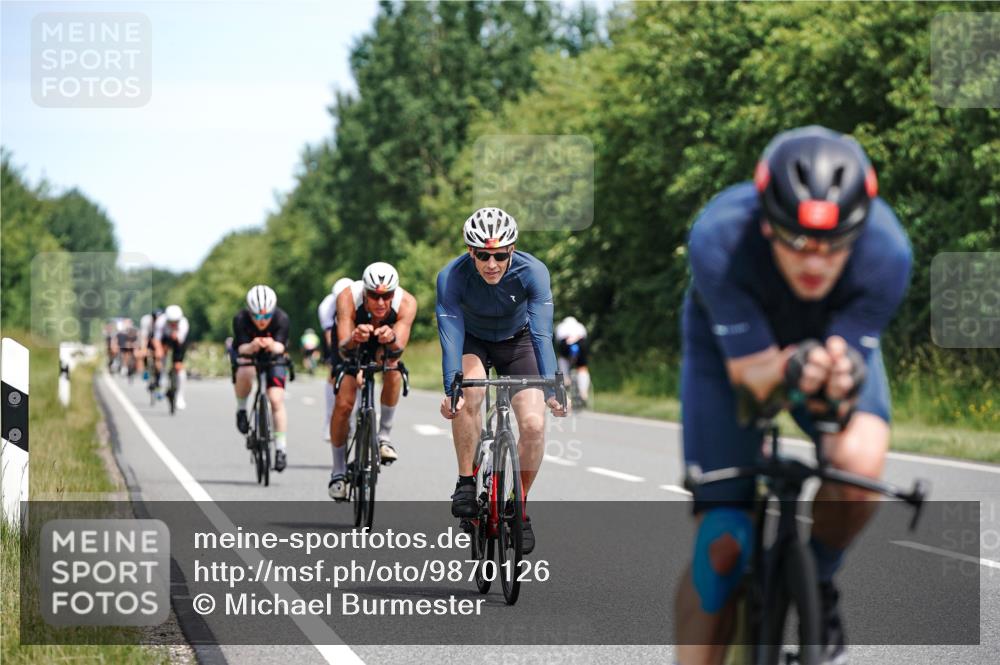21.06.2026 - Viking Triathlon Michael Burmester http://msf.ph/oto/9870126 21.06.2026 12:32:55 Radfahren 93, 97, 114, 116, 172, 237, 247, 265, 289, 447, 450, 454, 579 meine-sportfotos.de